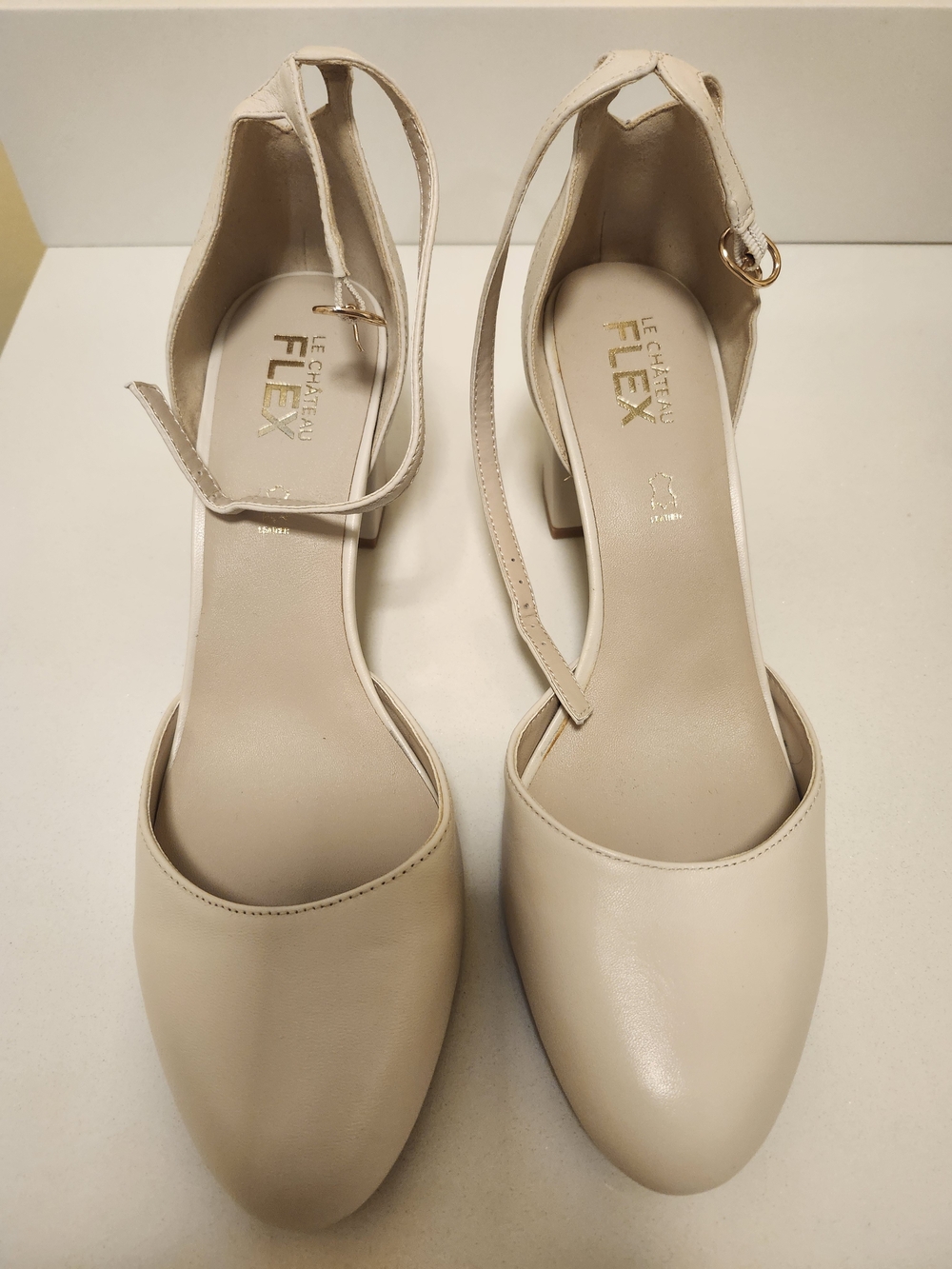 Ankle-Strap Pumps in Cream Beige